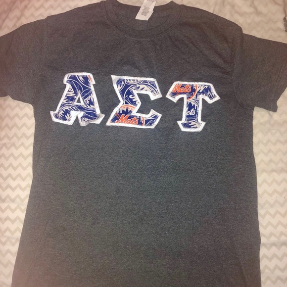 Tops - Alpha sigma tau t shirt
